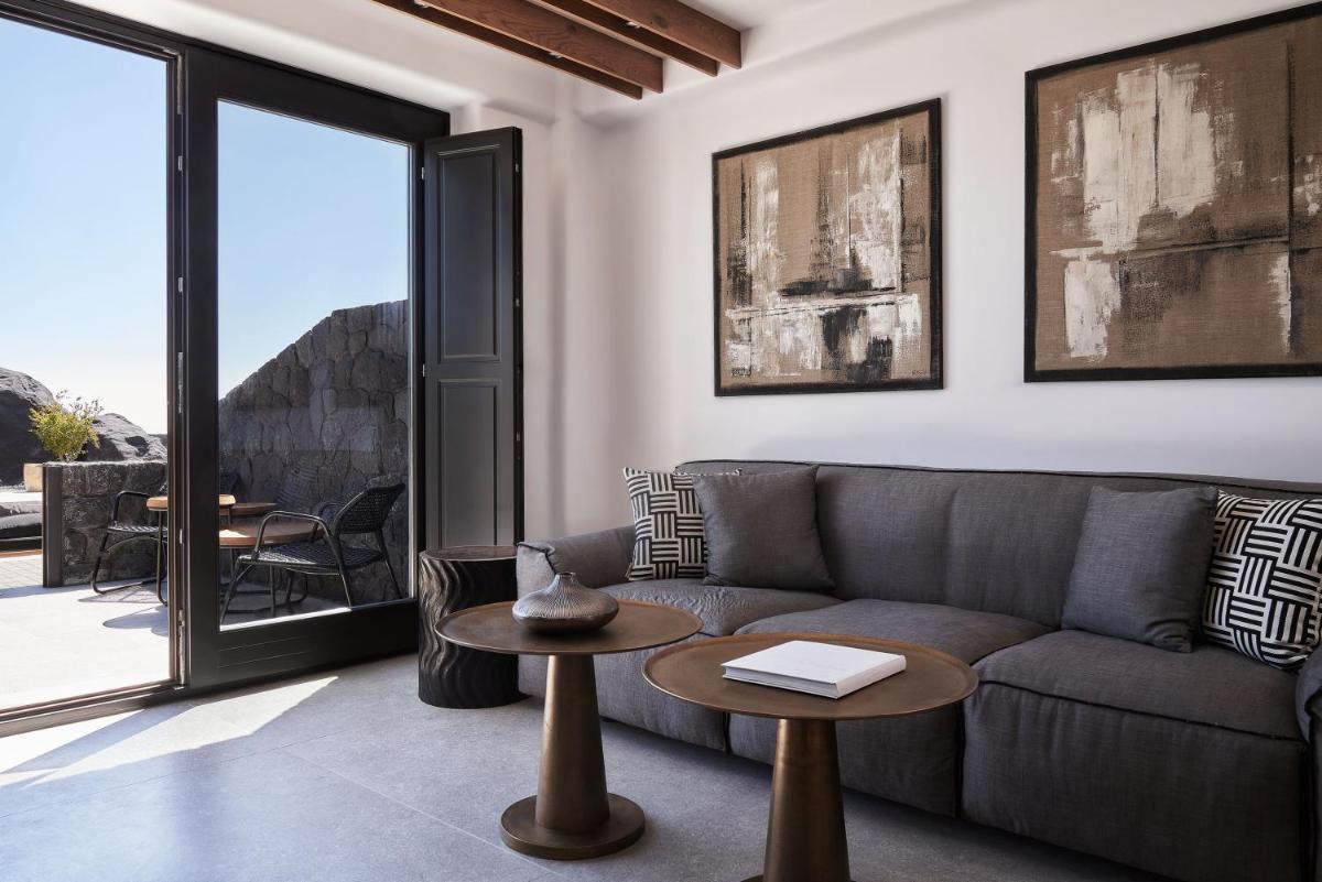 SantAnna Luxury Suites