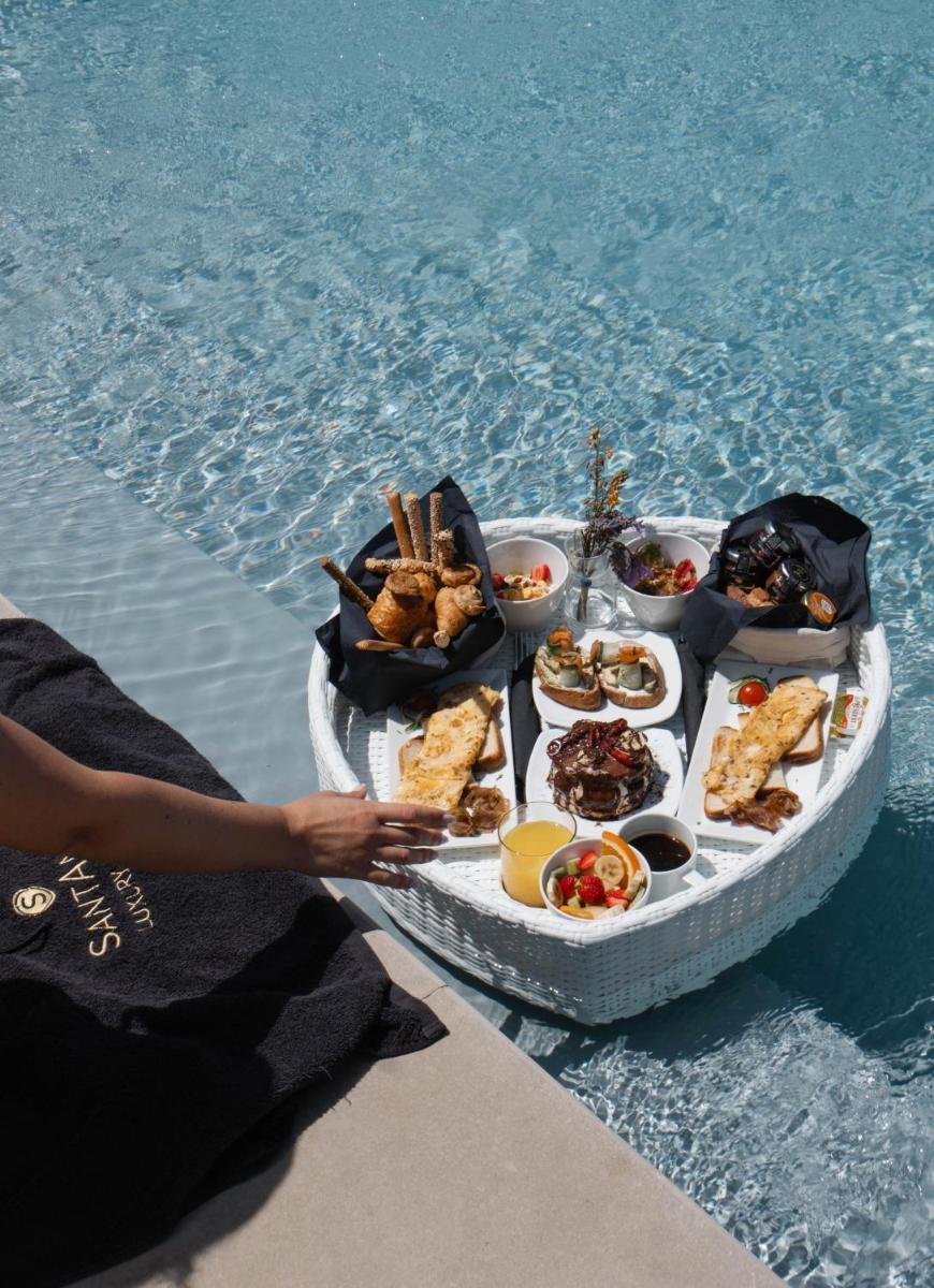 SantAnna Luxury Suites