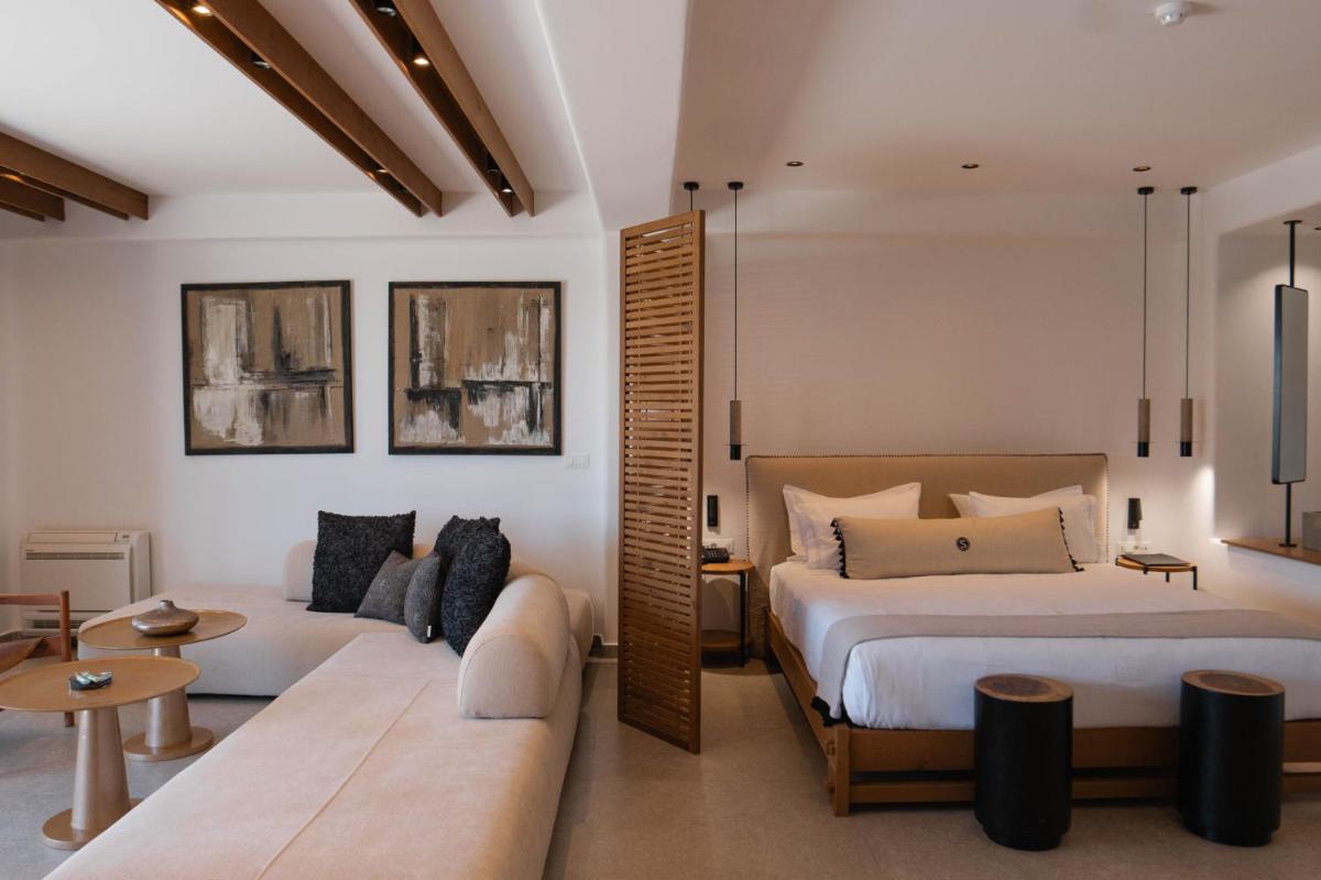 SantAnna Luxury Suites