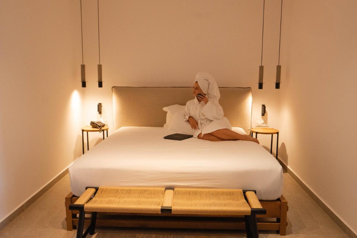SantAnna Luxury Suites