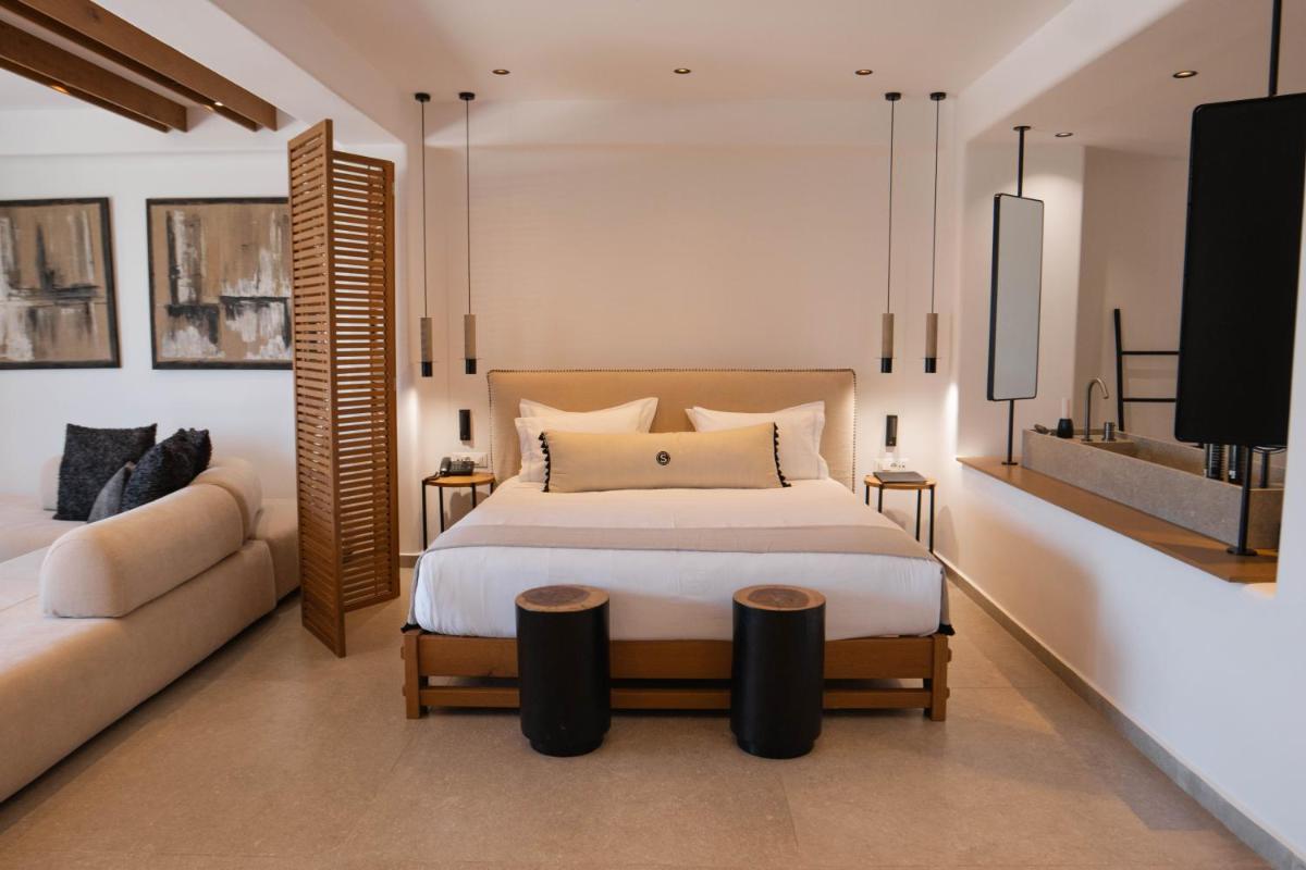 SantAnna Luxury Suites