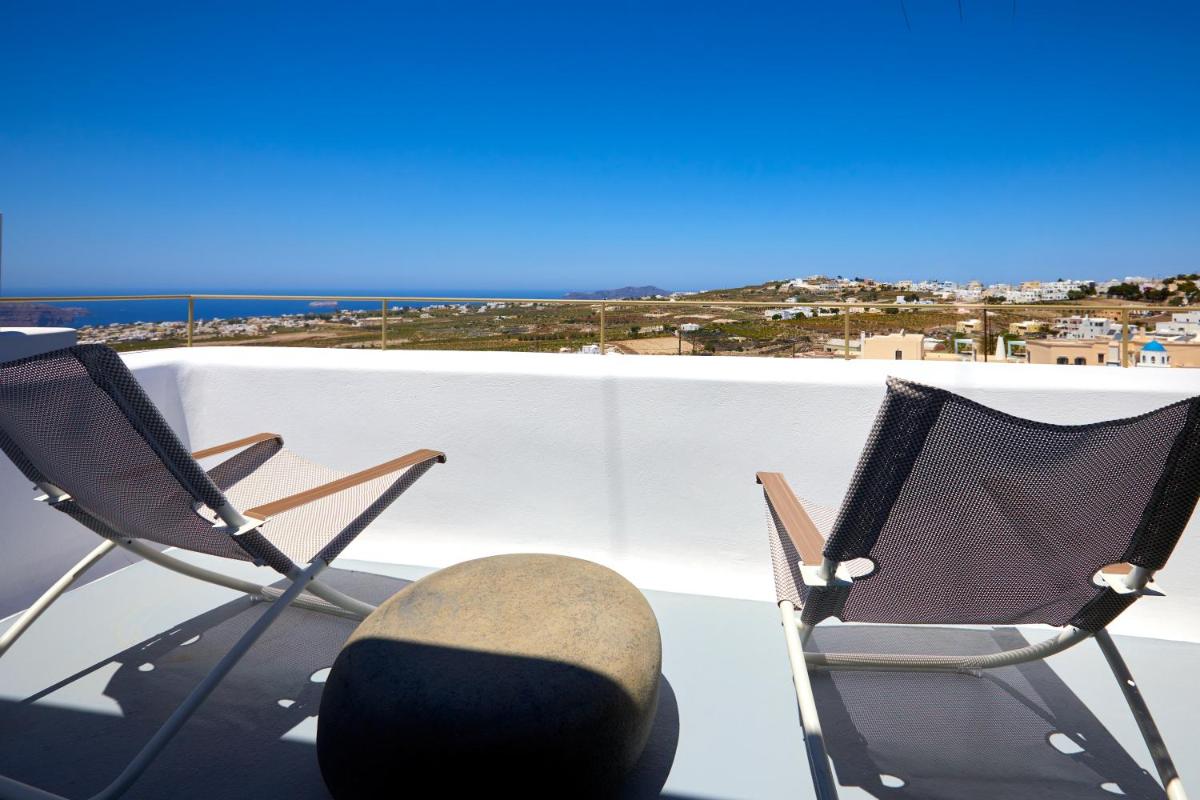 Santorini Hillside Suites & Villas