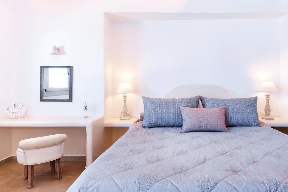 Santorini Secret Premium