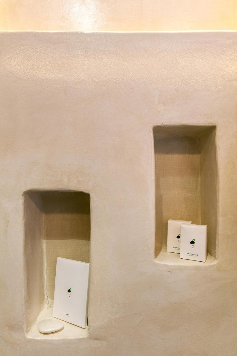 Santorini Secret Premium