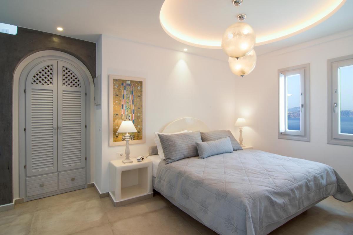 Santorini Secret Premium