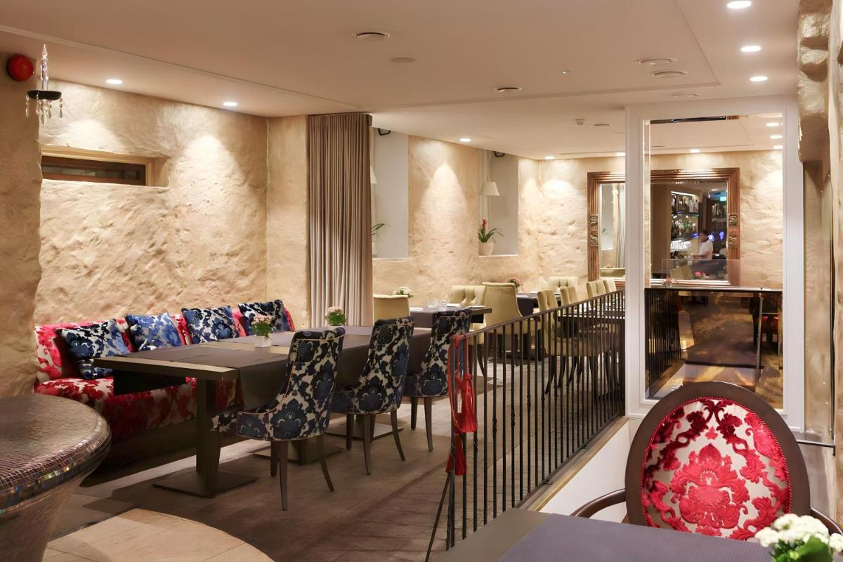 Rixwell Collection Savoy Boutique Hotel