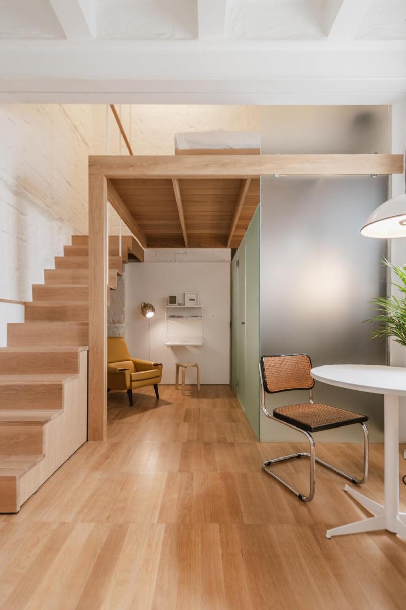 SCALA by Valletta Vintage