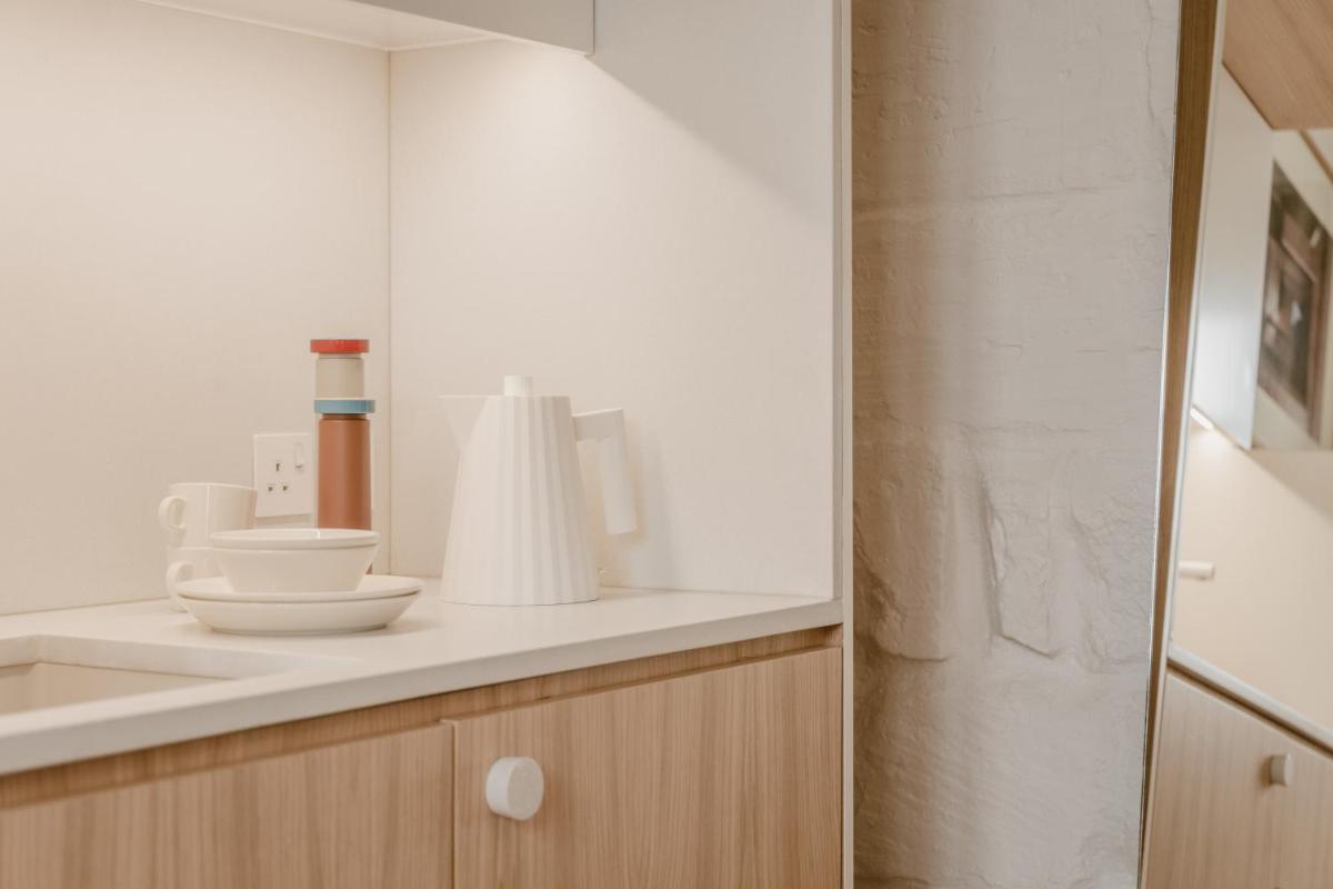 SCALA by Valletta Vintage