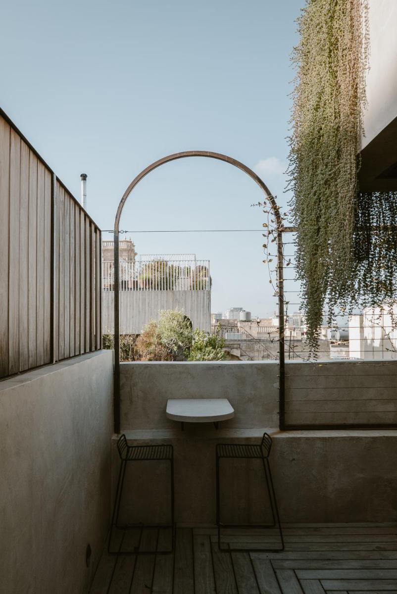 SCALA by Valletta Vintage