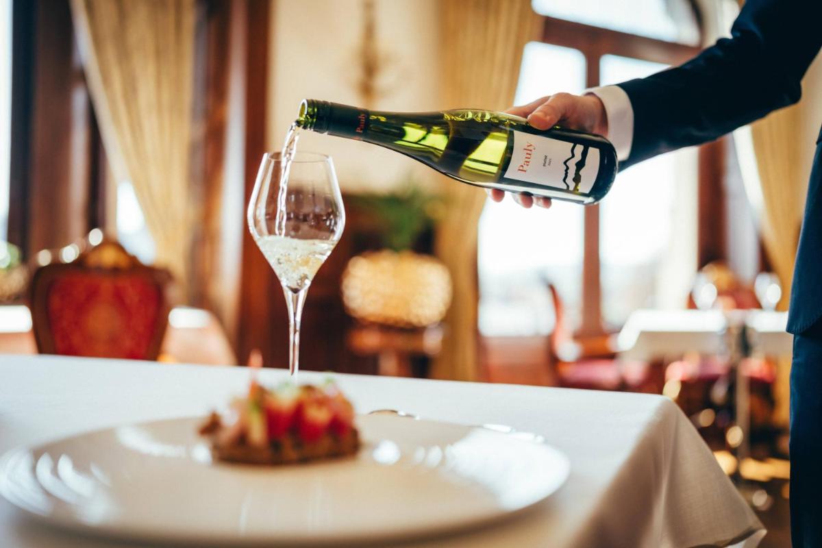 Schloss Lieser, Autograph Collection