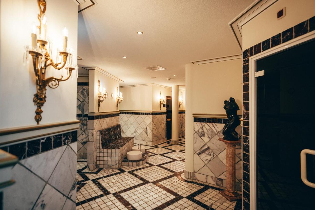 Schloss Lieser, Autograph Collection