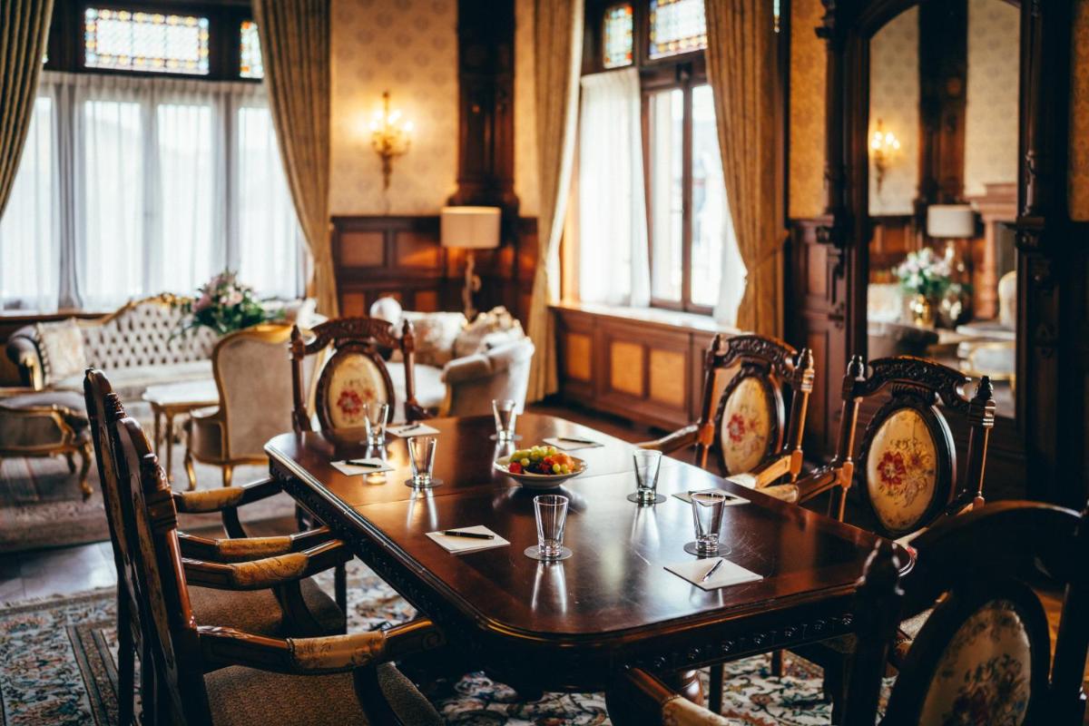 Schloss Lieser, Autograph Collection