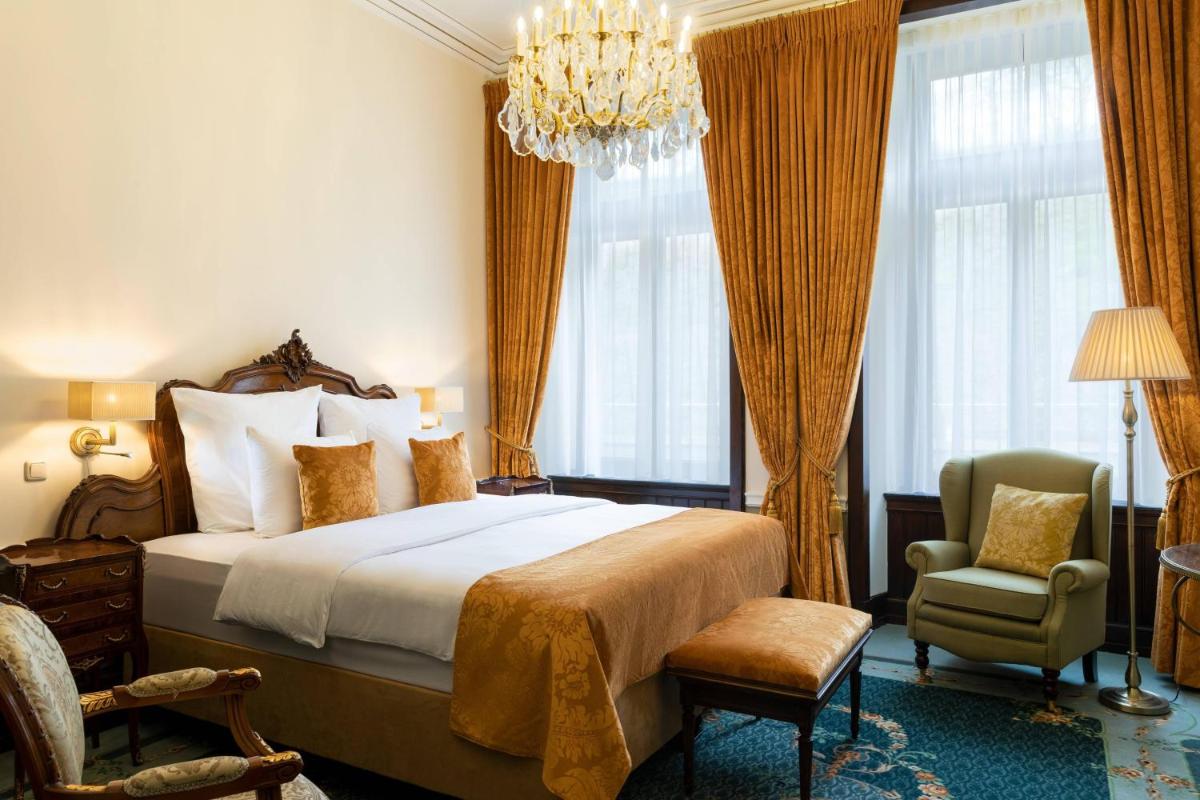 Schloss Lieser, Autograph Collection