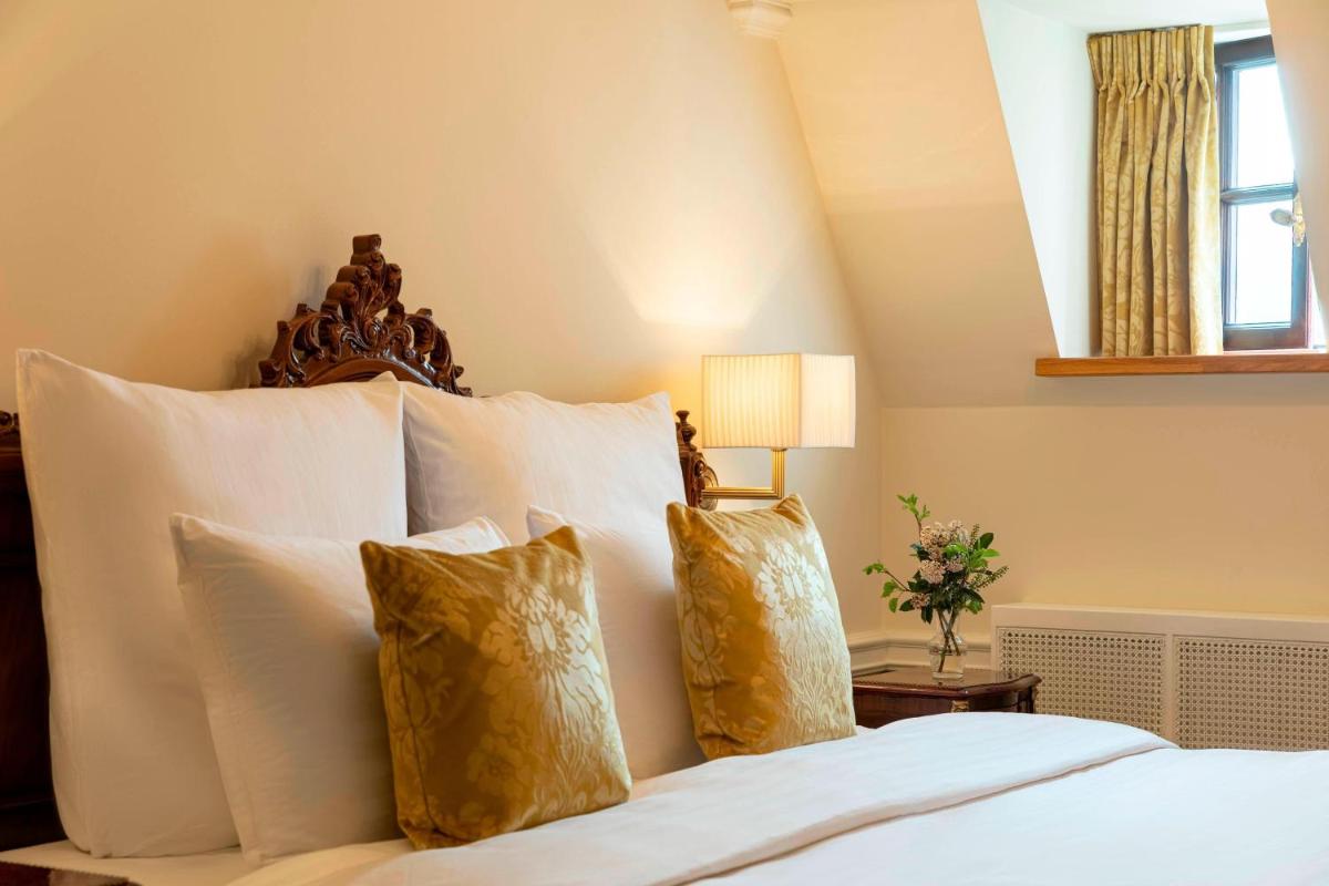 Schloss Lieser, Autograph Collection