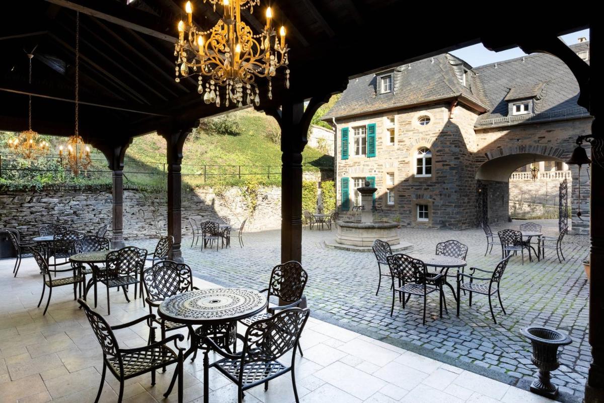 Schloss Lieser, Autograph Collection