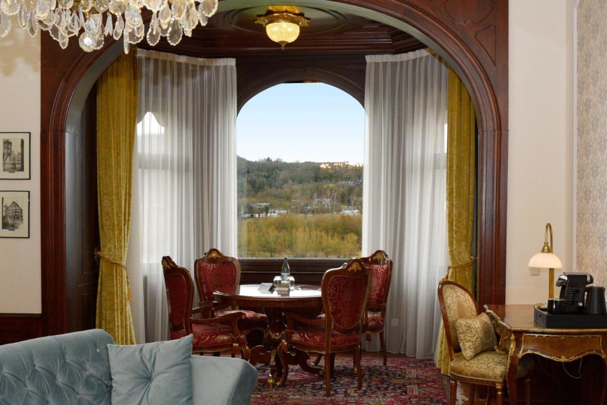 Schloss Lieser, Autograph Collection