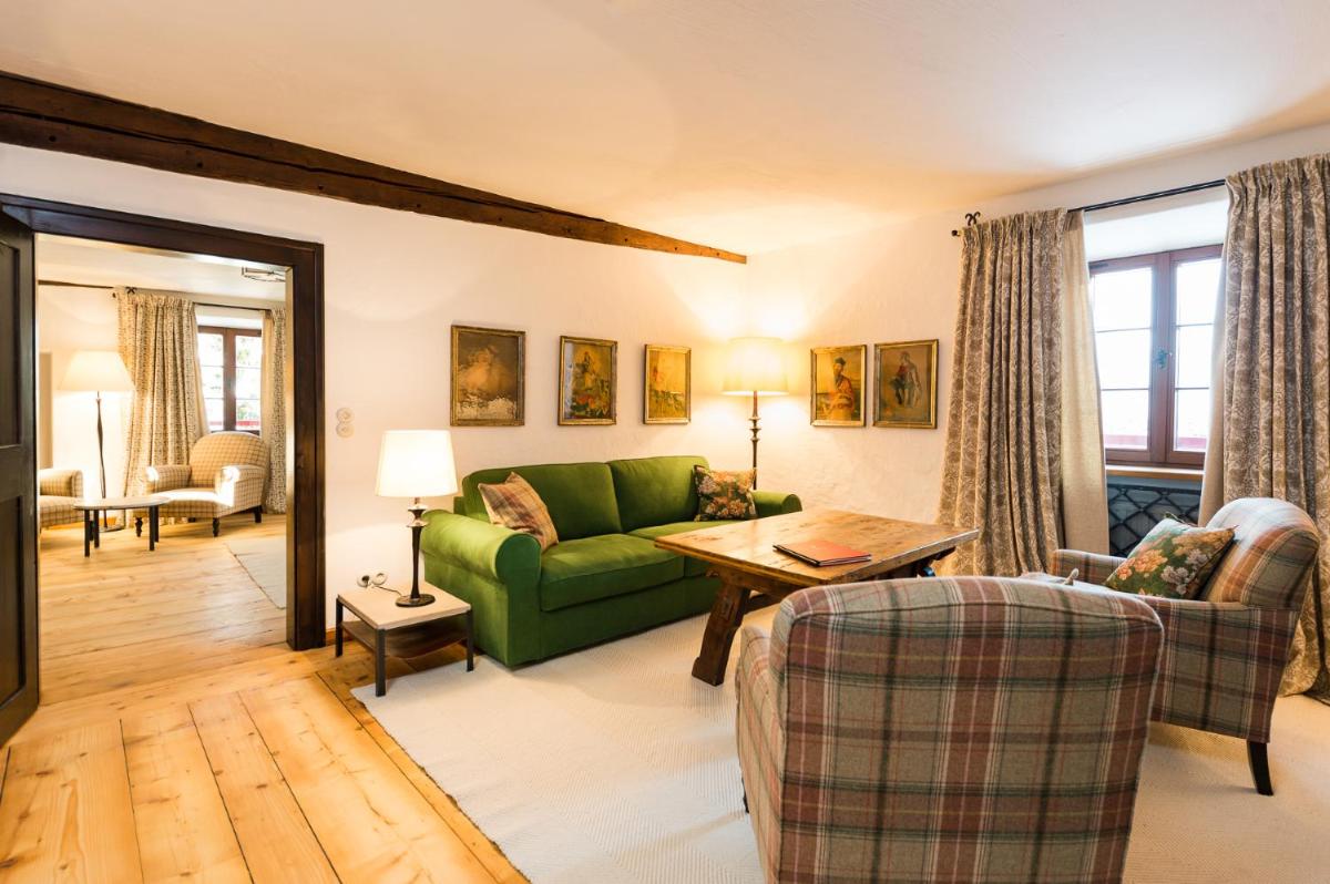 Schloss Prielau Hotel & Restaurants