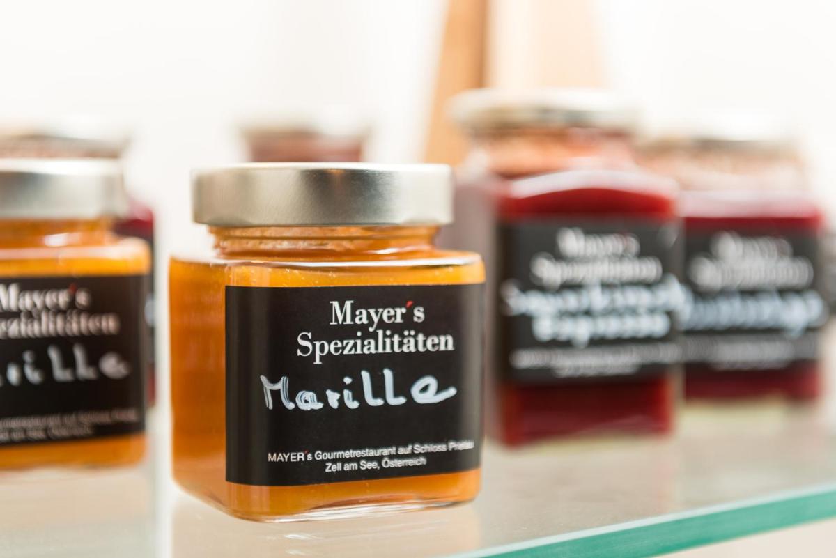 Schloss Prielau Hotel & Restaurants