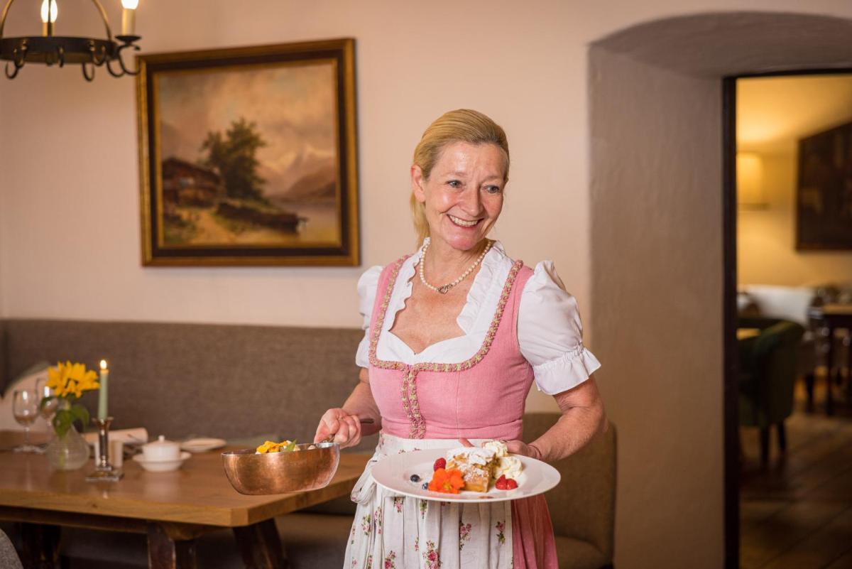 Schloss Prielau Hotel & Restaurants