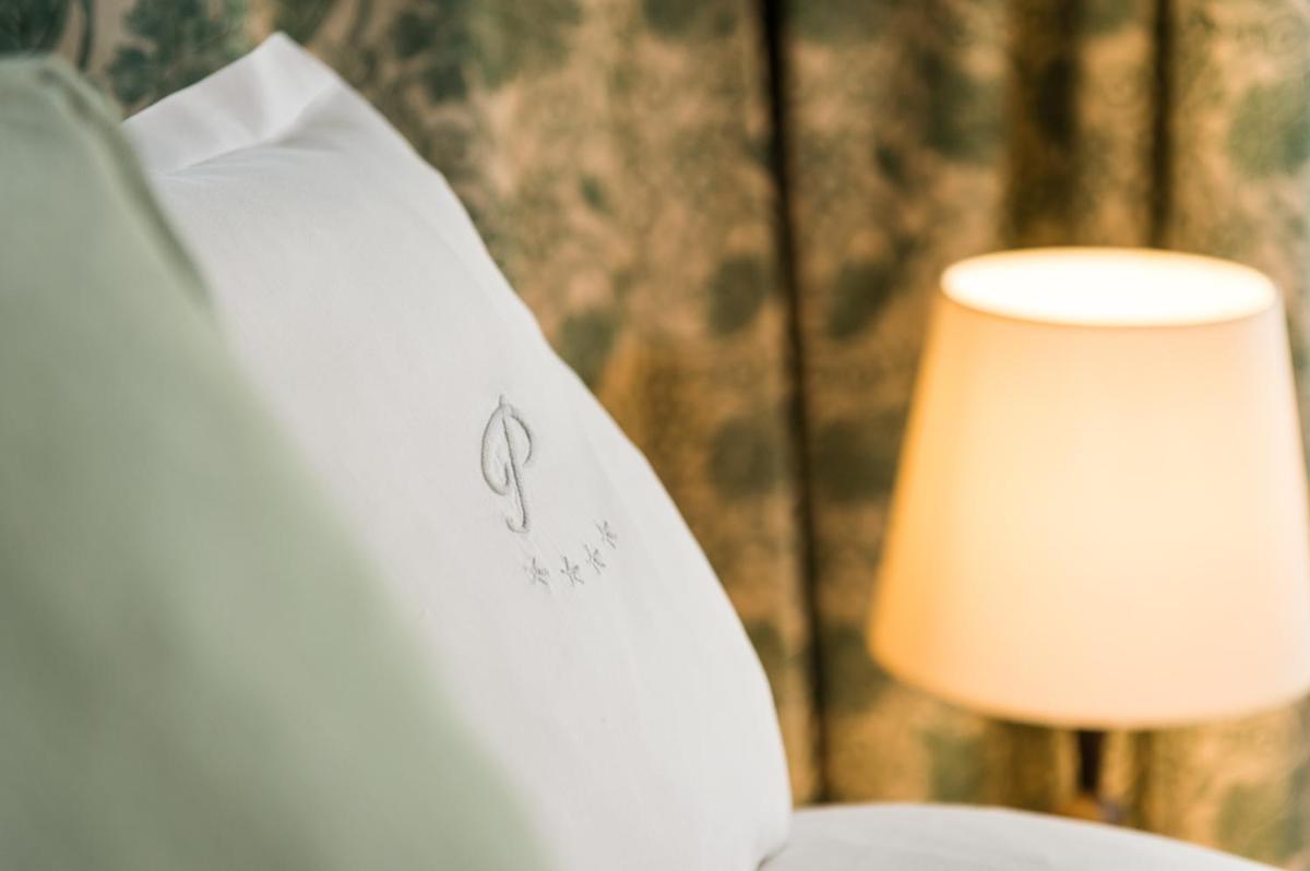 Schloss Prielau Hotel & Restaurants