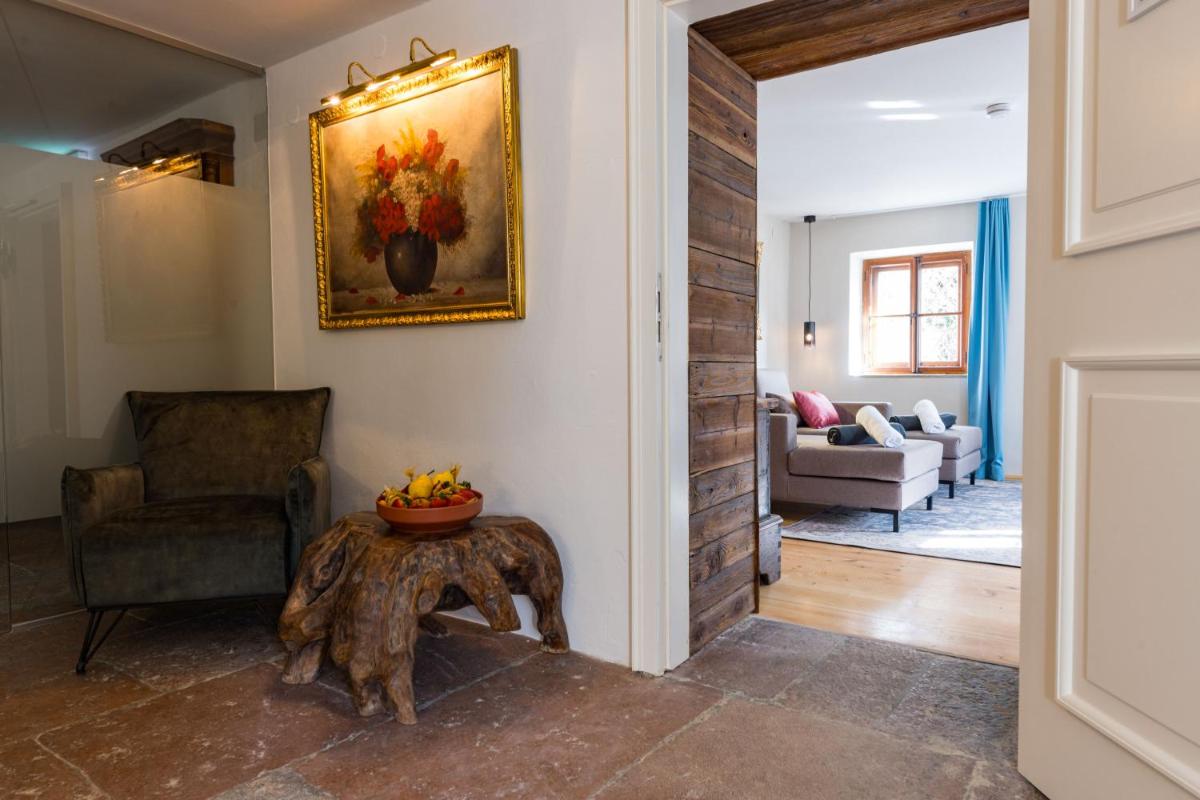 Der Schlosswirt zu Anif - Biedermeierhotel und Restaurant