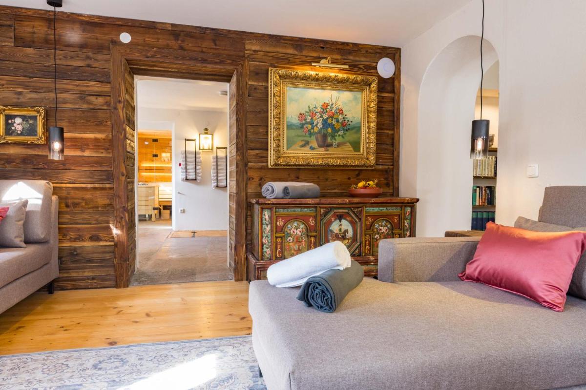 Der Schlosswirt zu Anif - Biedermeierhotel und Restaurant