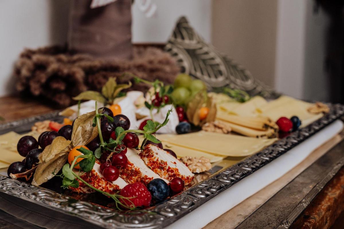 Der Schlosswirt zu Anif - Biedermeierhotel und Restaurant