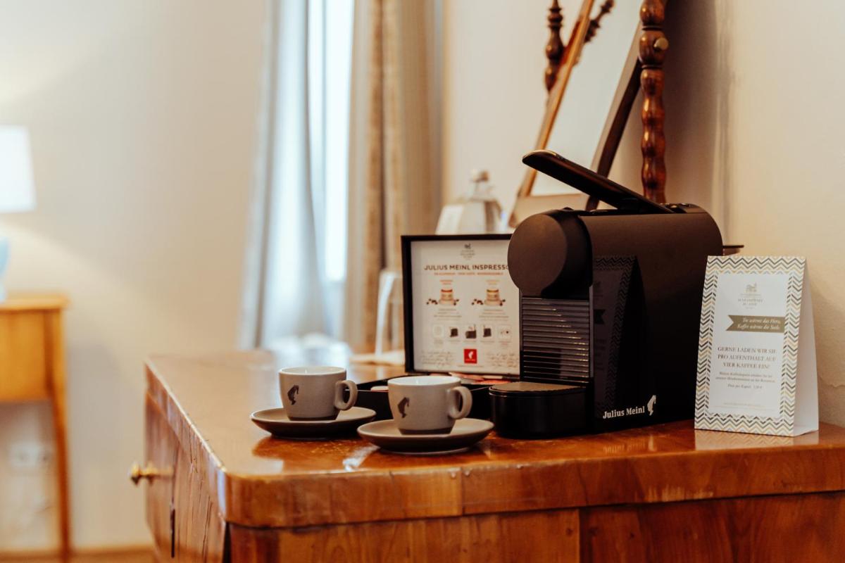 Der Schlosswirt zu Anif - Biedermeierhotel und Restaurant