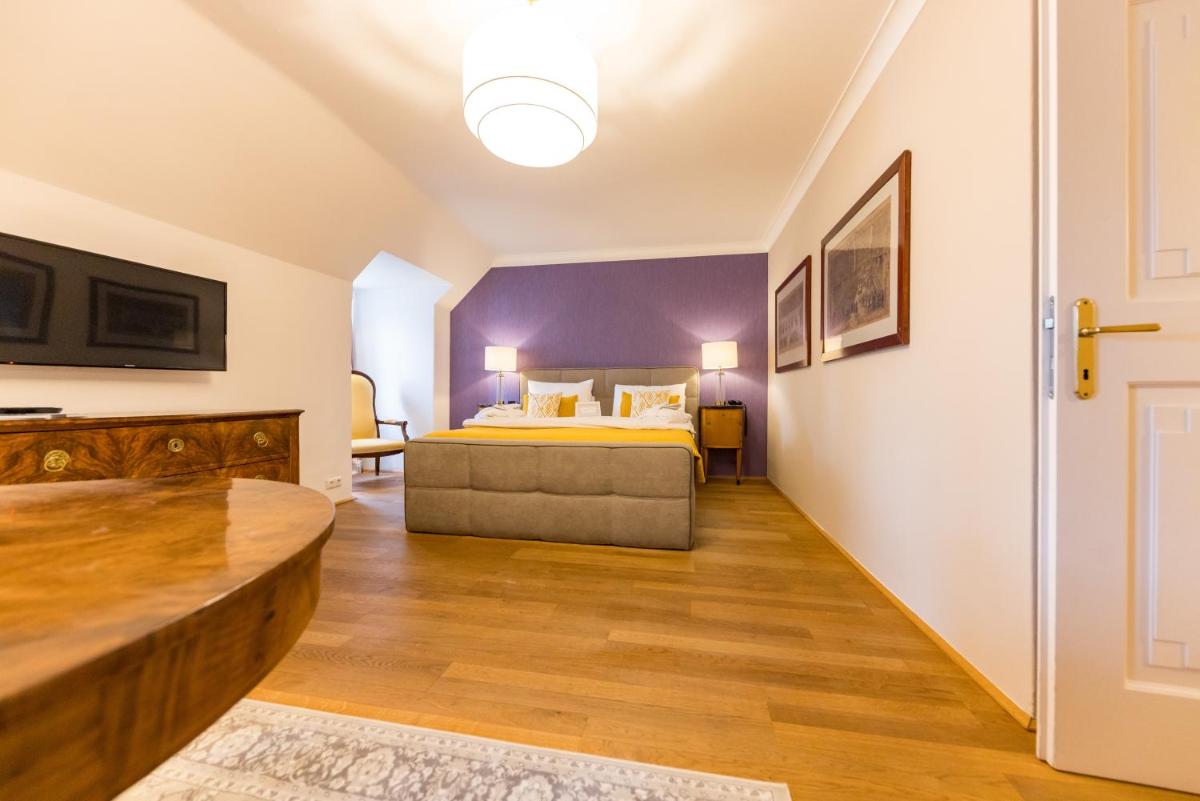 Der Schlosswirt zu Anif - Biedermeierhotel und Restaurant