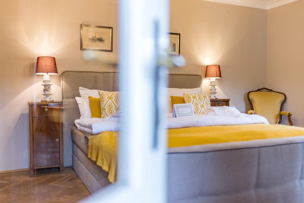 Der Schlosswirt zu Anif - Biedermeierhotel und Restaurant