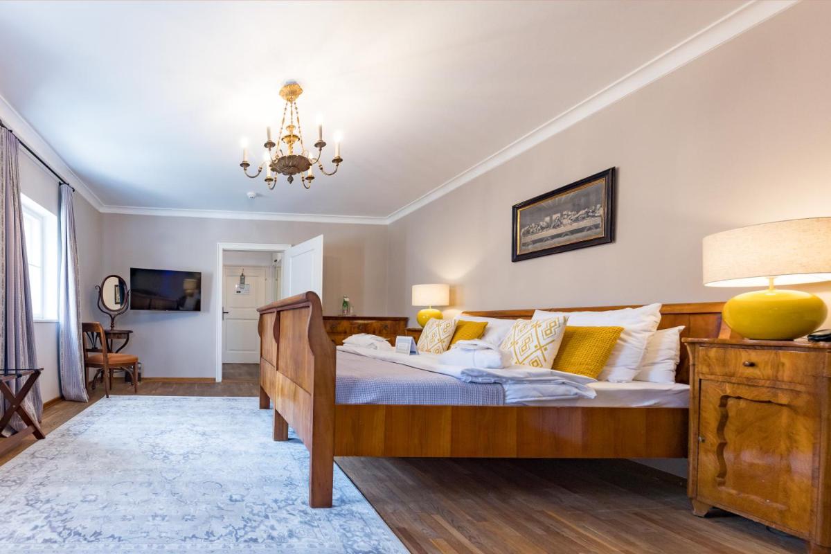 Der Schlosswirt zu Anif - Biedermeierhotel und Restaurant