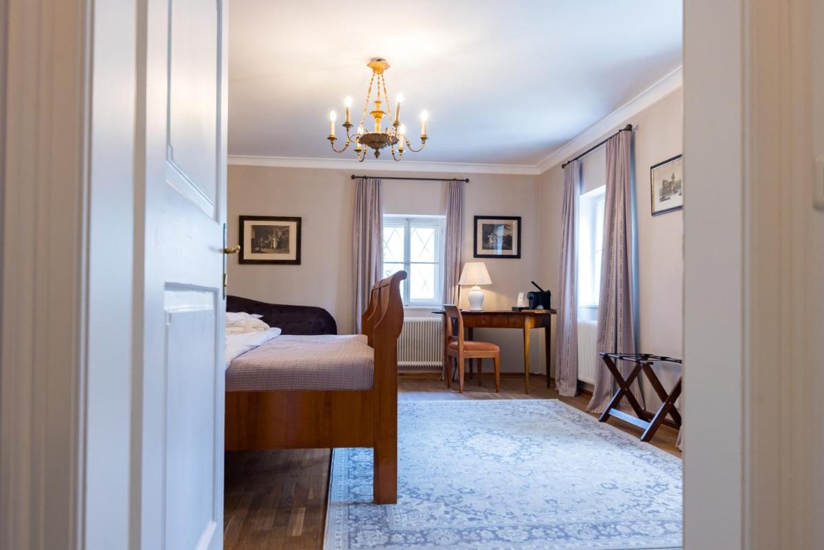 Der Schlosswirt zu Anif - Biedermeierhotel und Restaurant