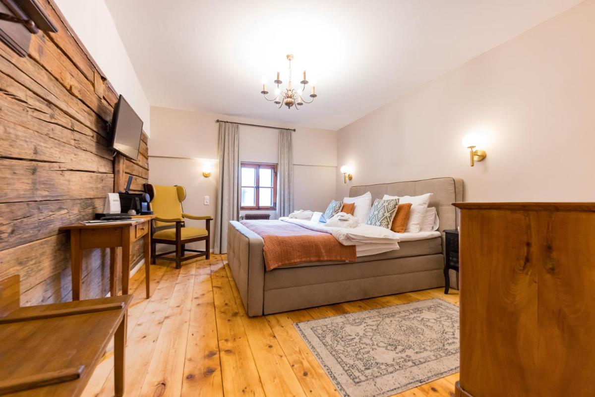 Der Schlosswirt zu Anif - Biedermeierhotel und Restaurant