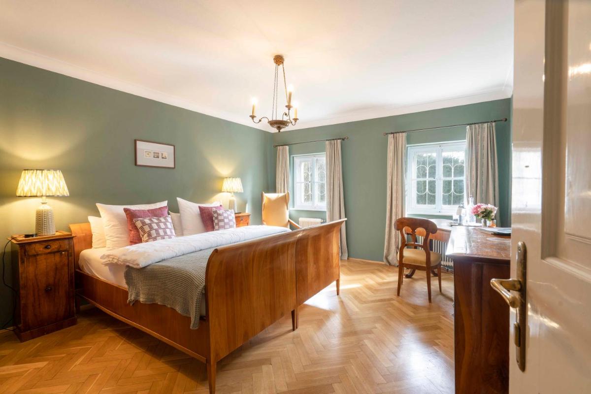 Der Schlosswirt zu Anif - Biedermeierhotel und Restaurant
