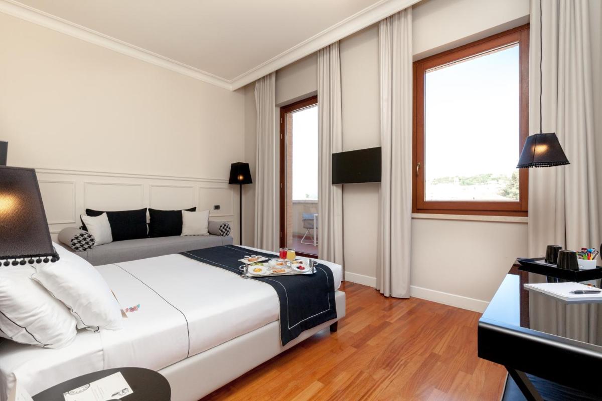 SeePort Hotel
