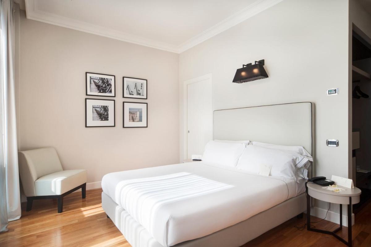 SeePort Hotel