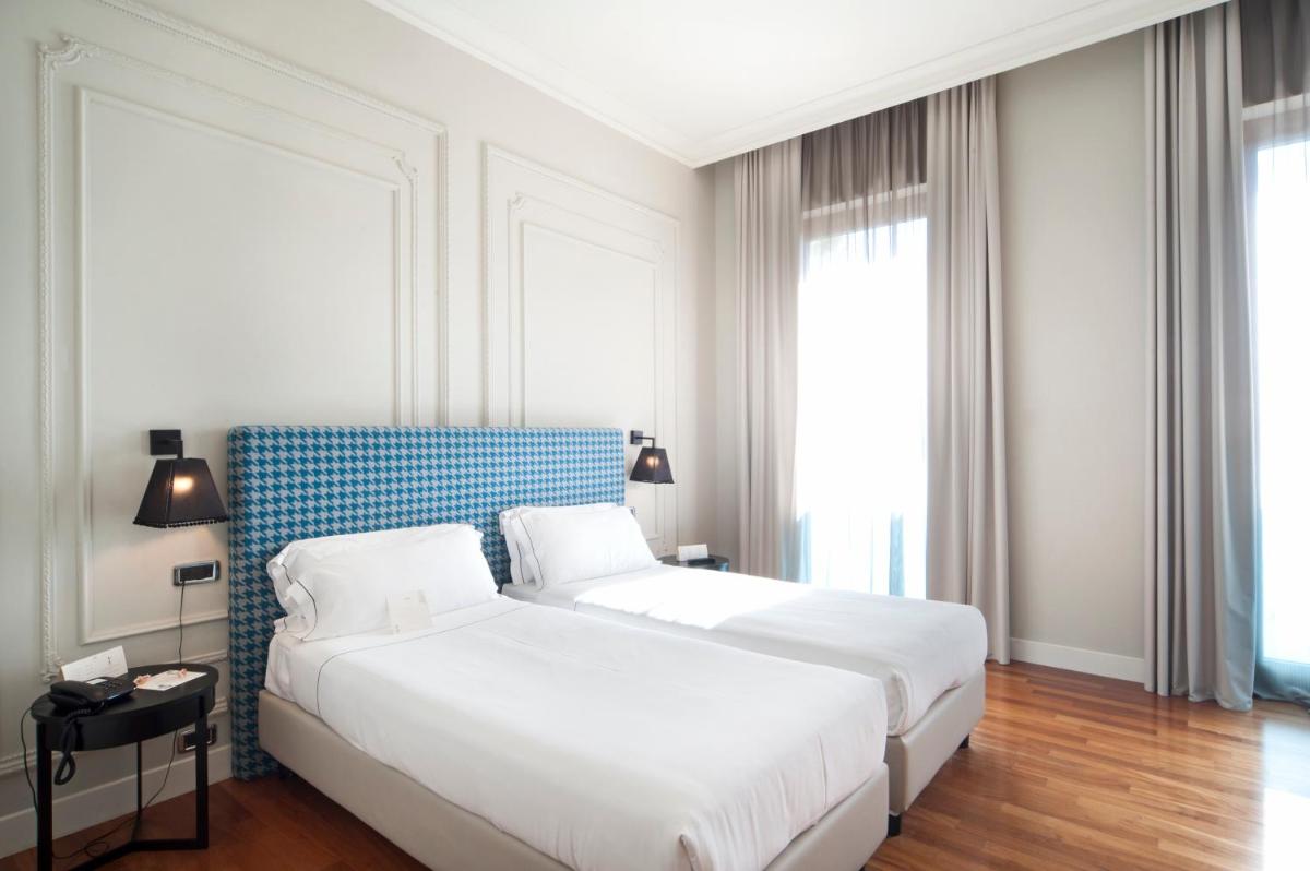 SeePort Hotel