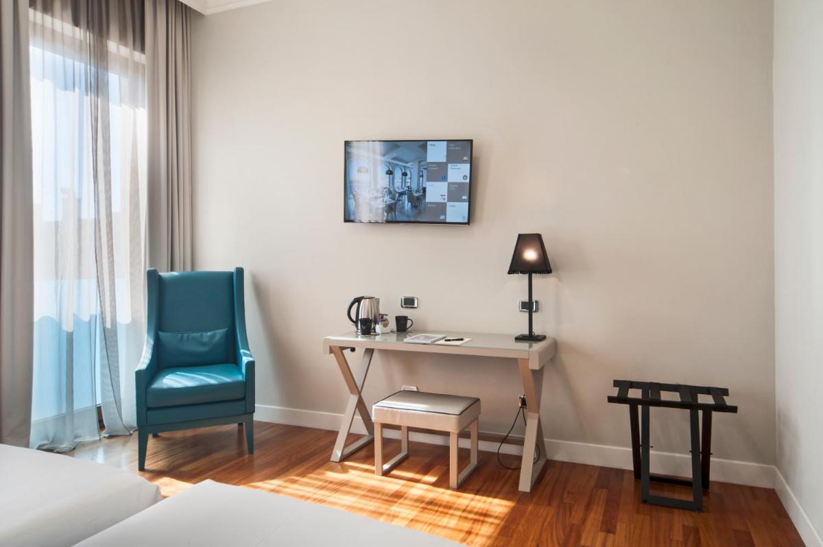 SeePort Hotel