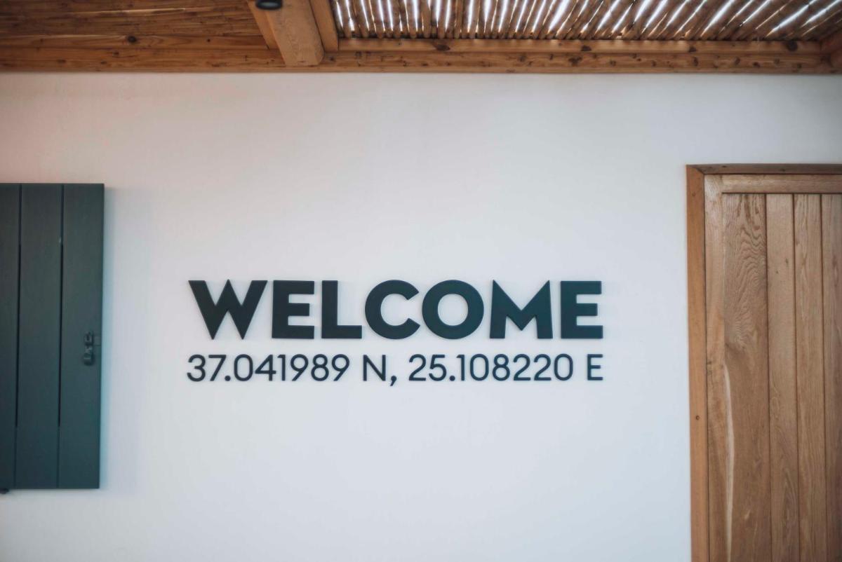 Seesoo Paros Beachfront Resort