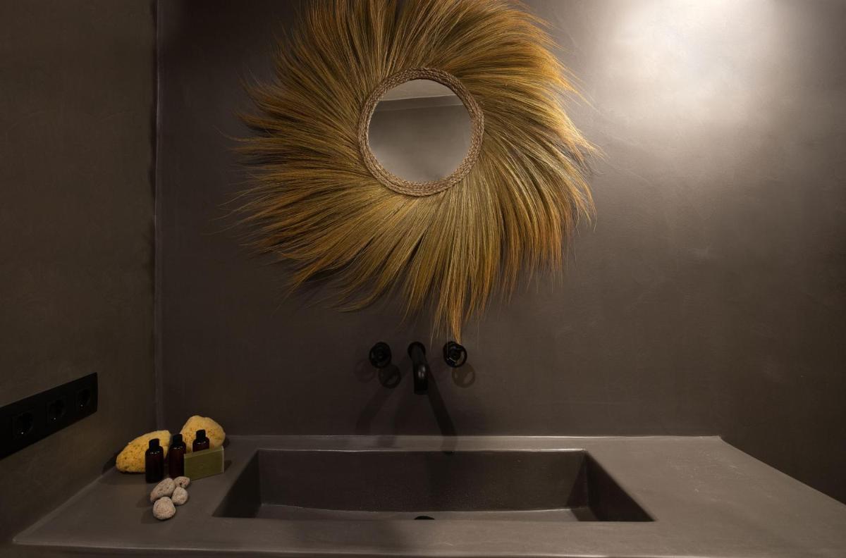 Seesoo Paros Beachfront Resort