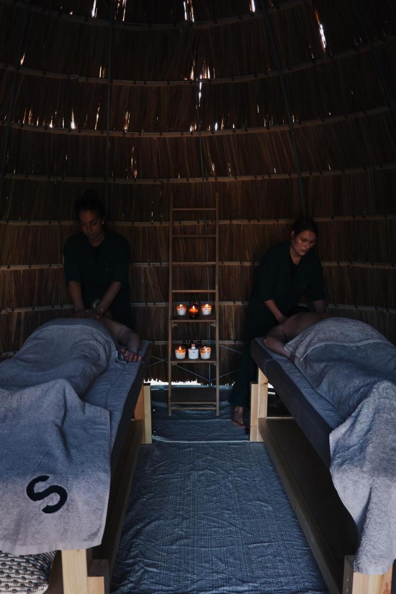 Seesoo Paros Beachfront Resort