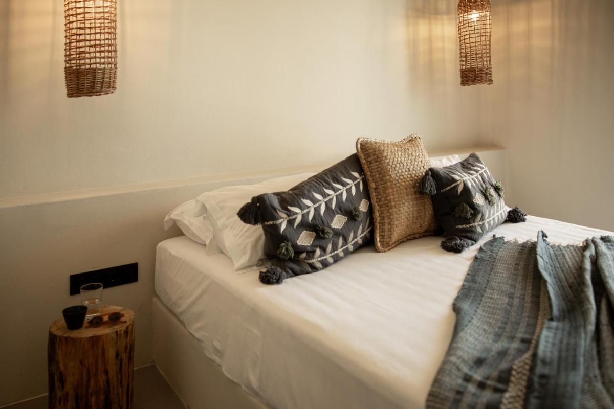 Seesoo Paros Beachfront Luxury Hideaway