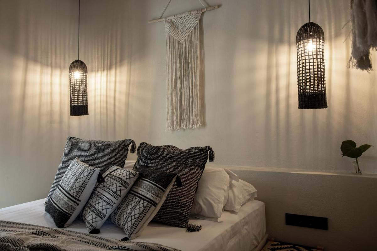 Seesoo Paros Beachfront Luxury Hideaway