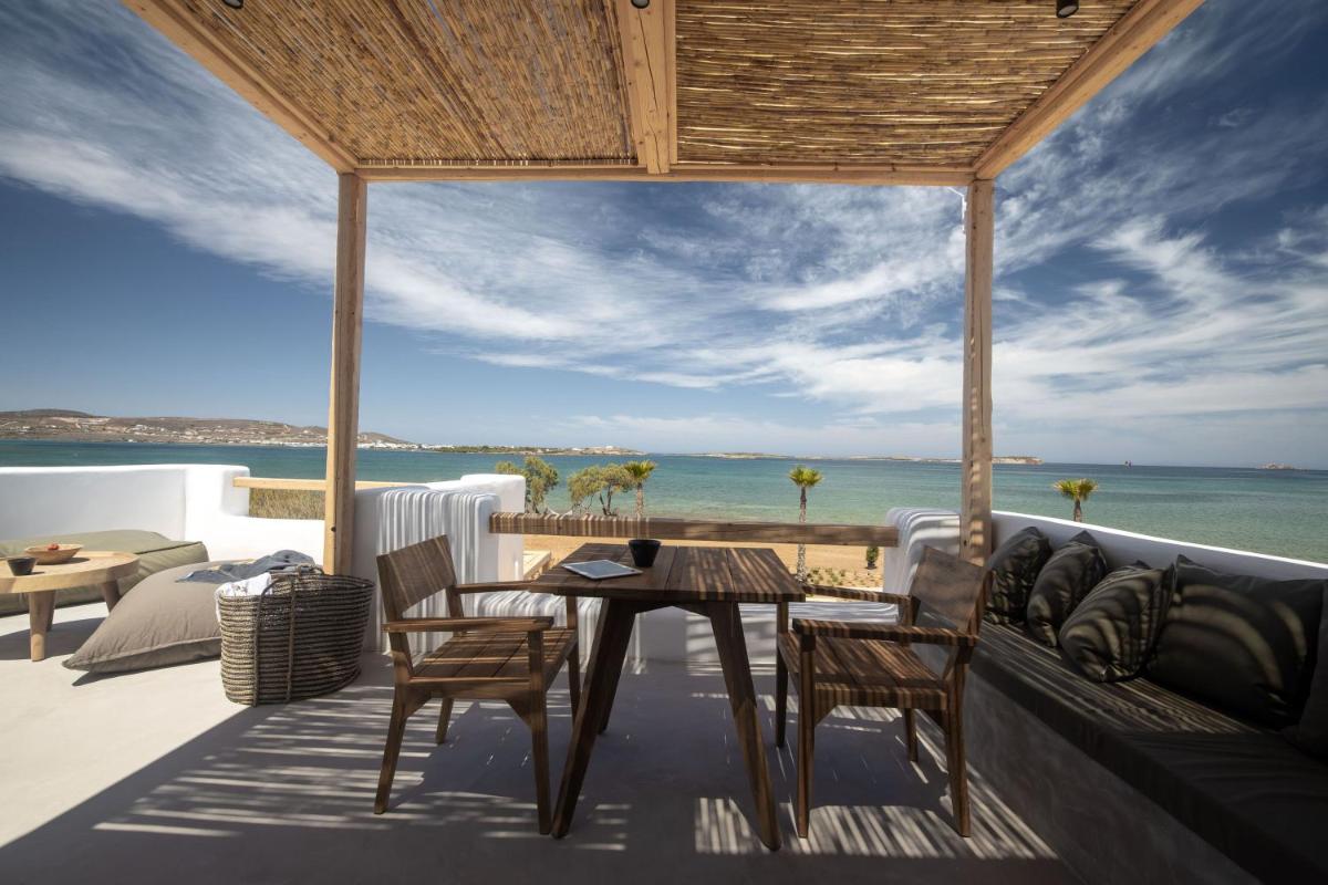 Seesoo Paros Beachfront Luxury Hideaway