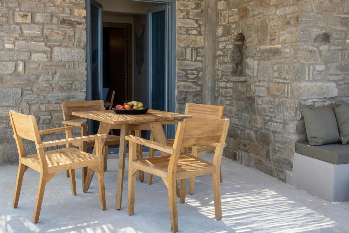 Seesoo Paros Beachfront Luxury Hideaway