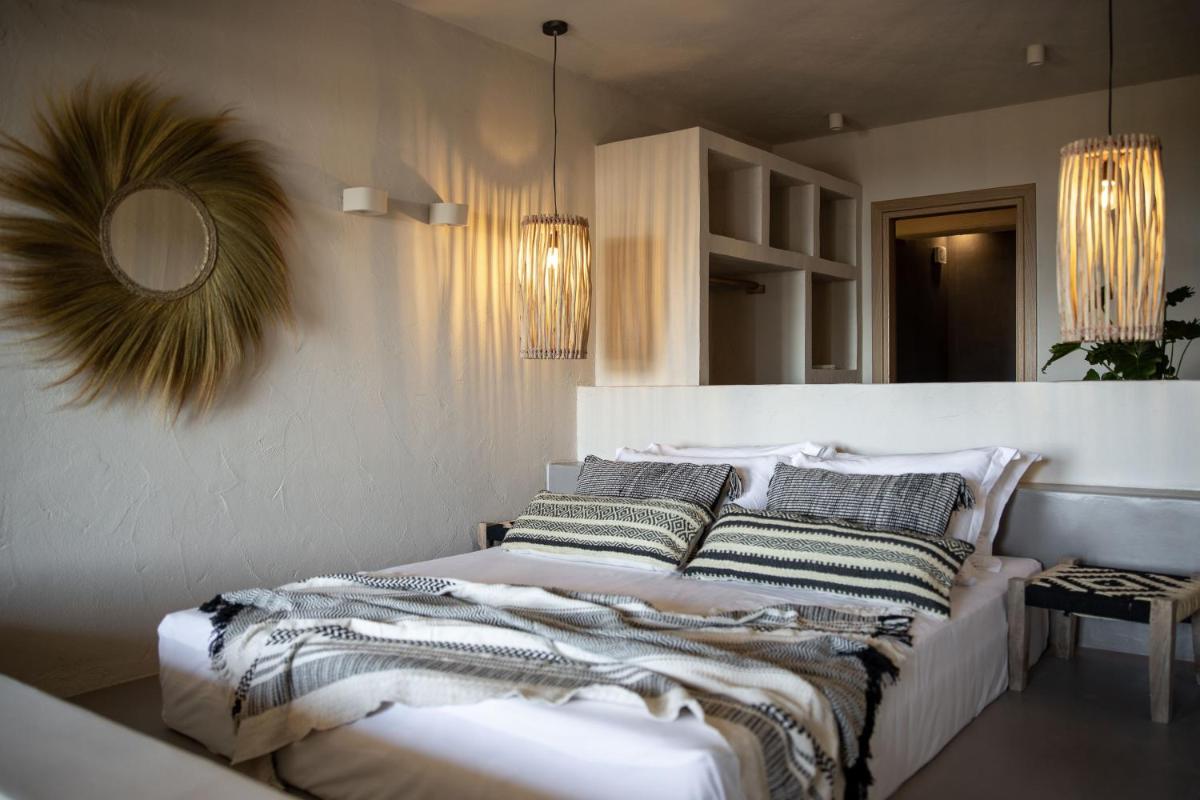 Seesoo Paros Beachfront Luxury Hideaway