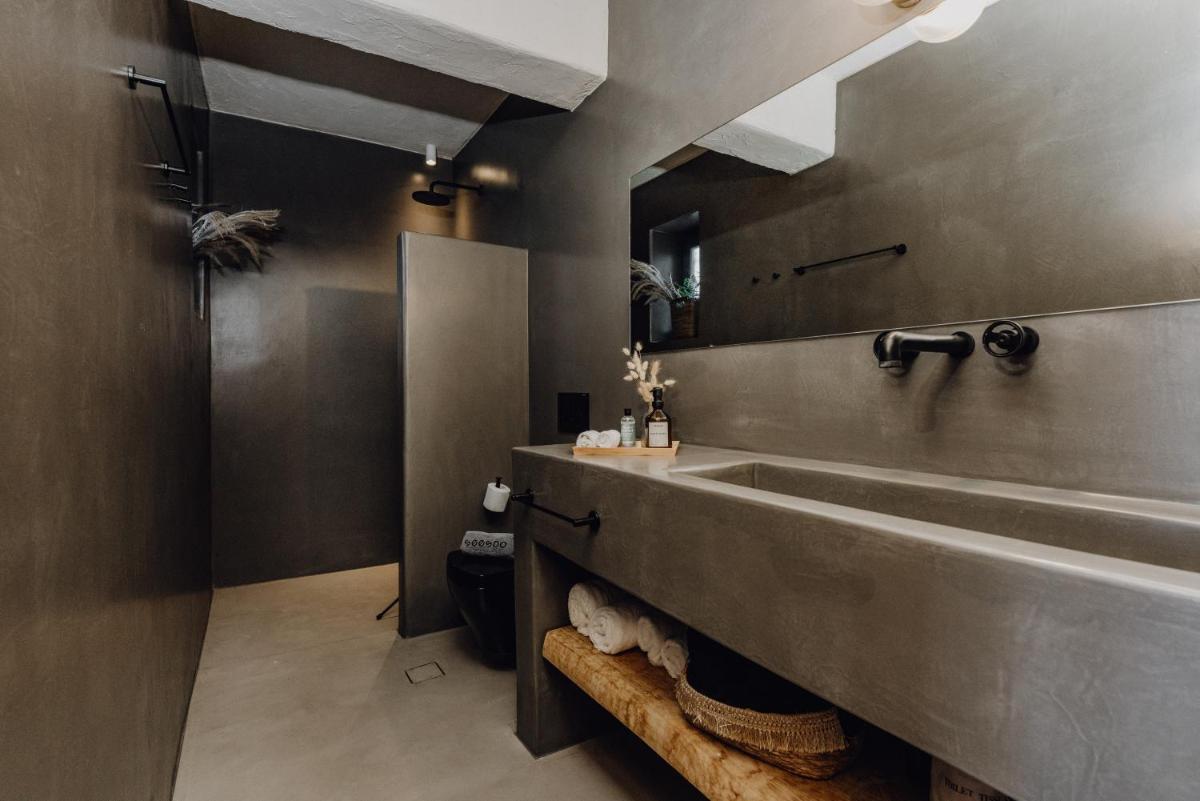 Seesoo Paros Beachfront Luxury Hideaway