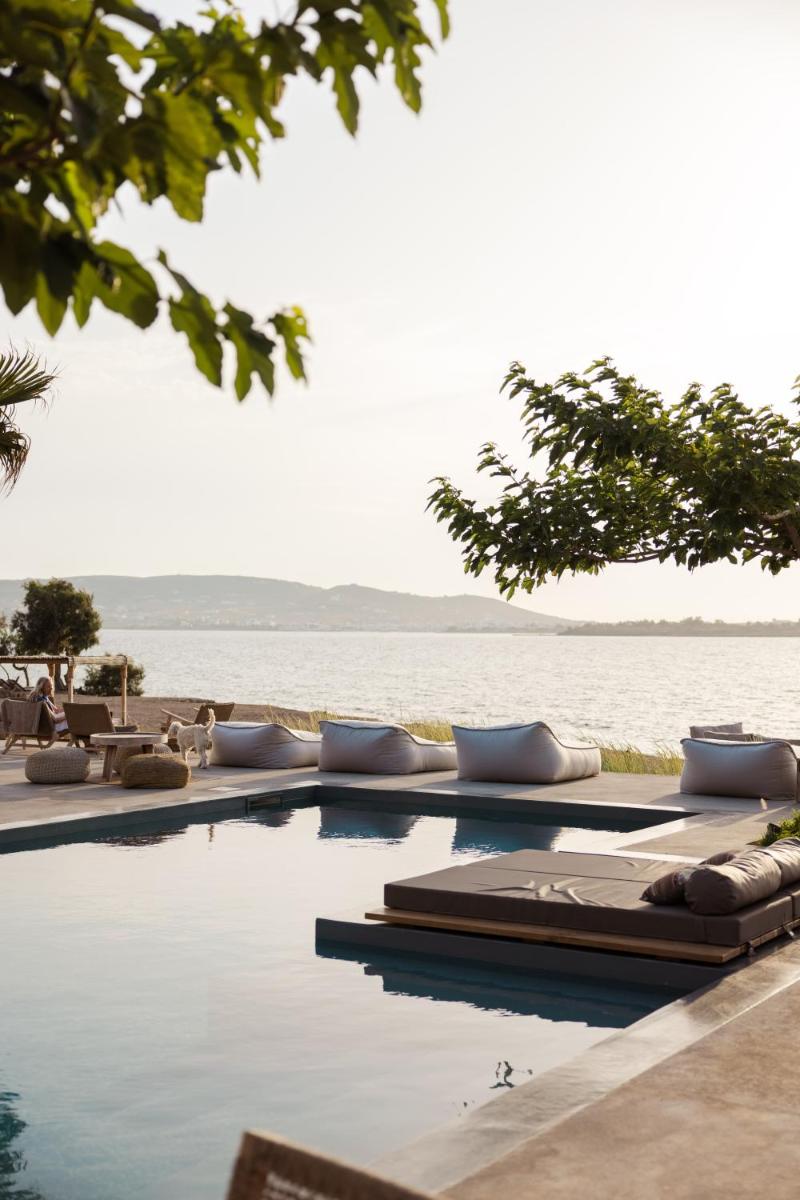Seesoo Paros Beachfront Luxury Hideaway