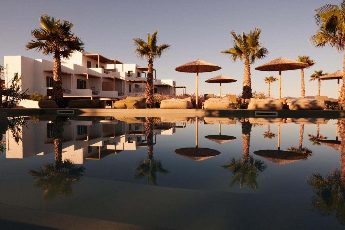 Seesoo Paros Beachfront Luxury Hideaway