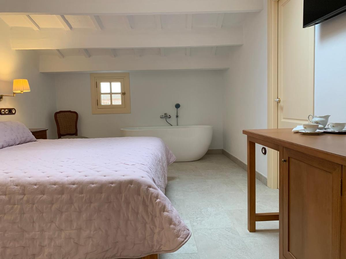 Seranova Luxury Hotel - Adults Only